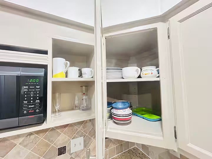 Furnished Finder property 1056534_1 photo 4