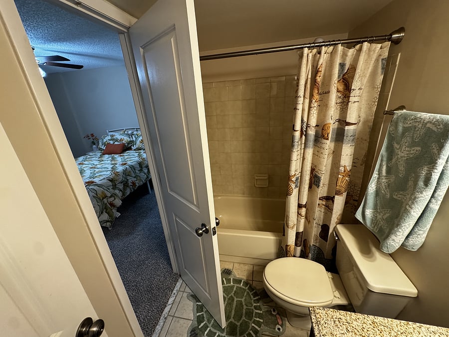 Furnished Finder property 1056607_1 photo 9