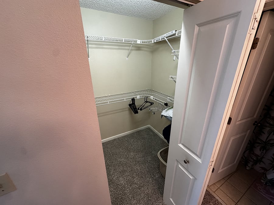 Furnished Finder property 1056607_1 photo 35