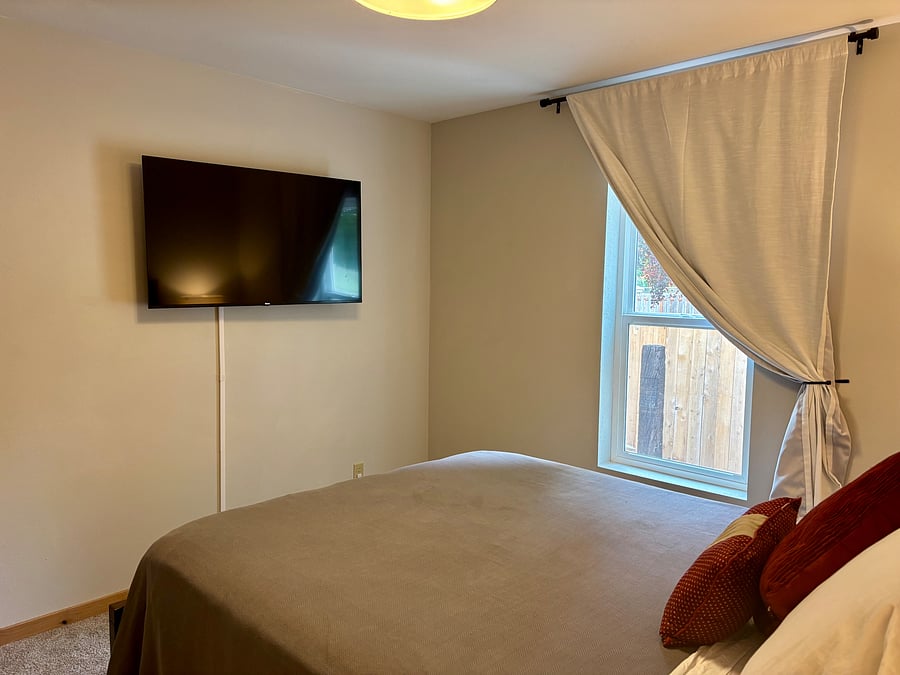 Furnished Finder property 1056609_1 photo 3