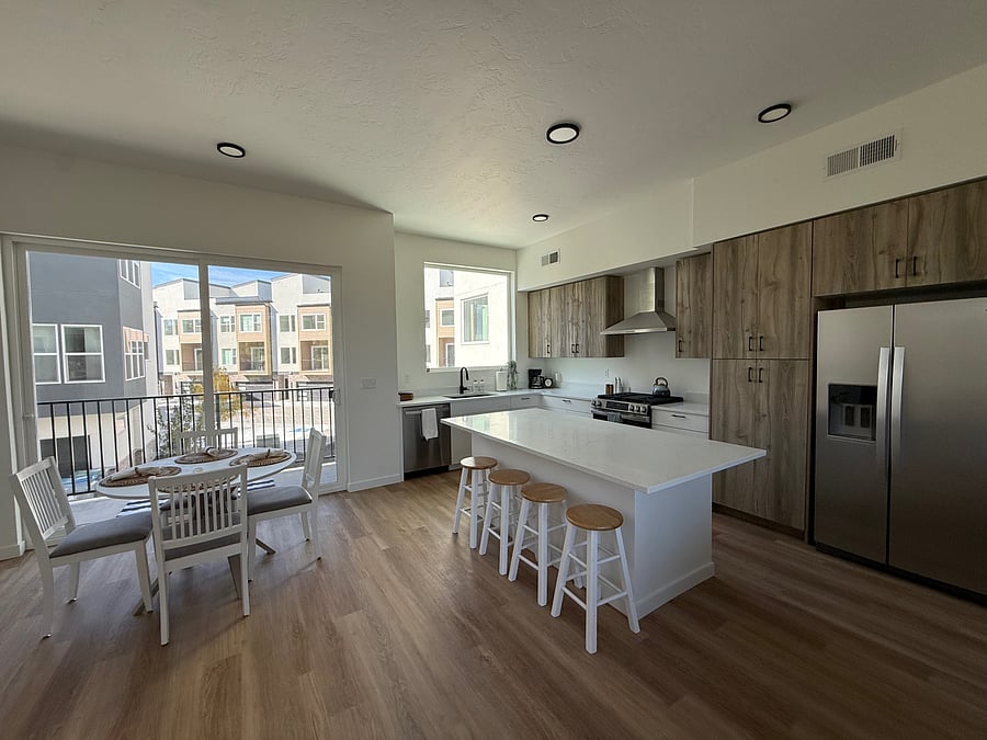 Furnished Finder property 1056612_1 photo 3