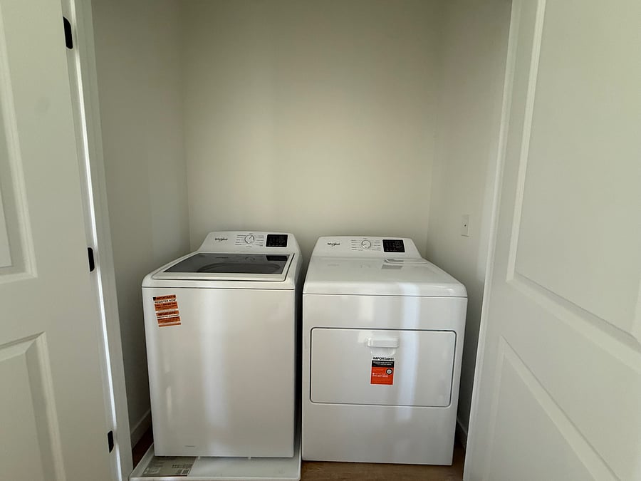 Furnished Finder property 1056612_1 photo 12