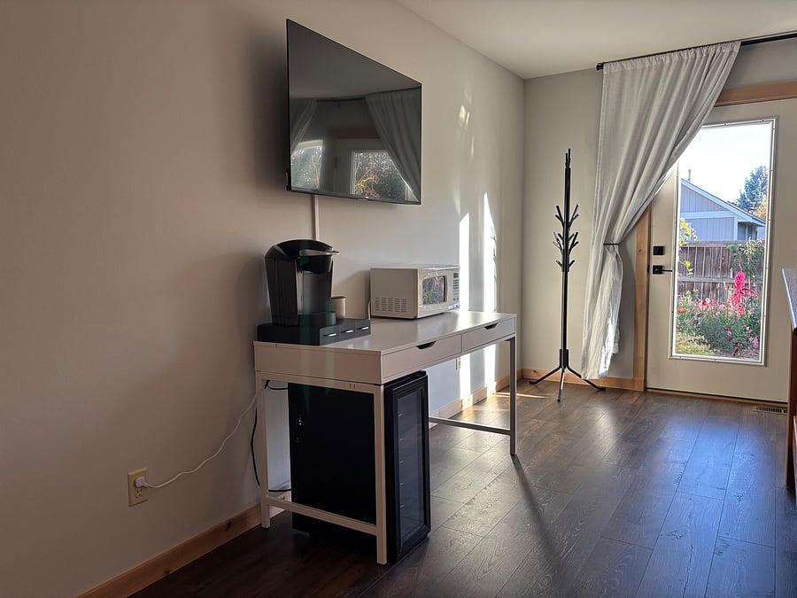 Furnished Finder property 1056615_1 photo 3