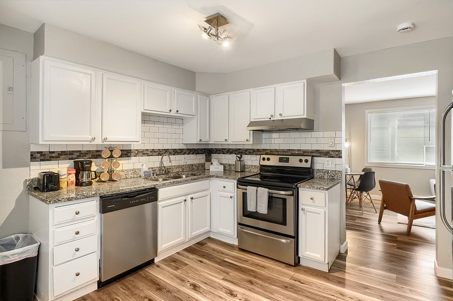 Furnished Finder property 1056623_1 photo 6