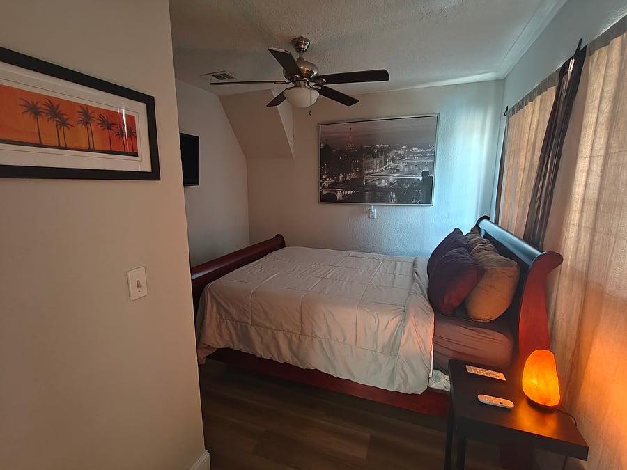 Furnished Finder property 1056636_1 photo 12