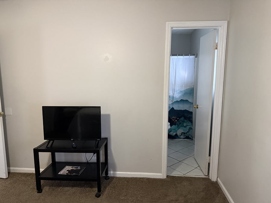 Furnished Finder property 1056796_1 photo 10