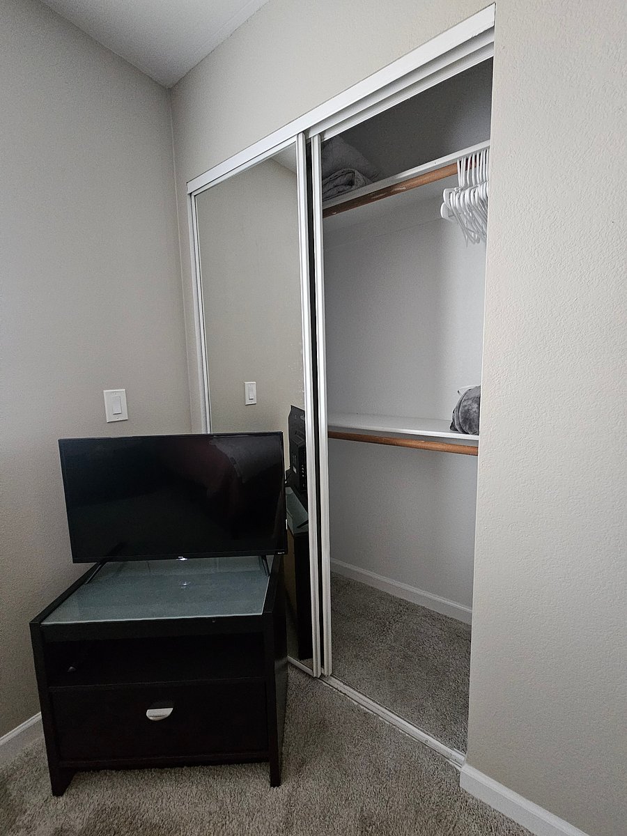 Furnished Finder property 1056799_1 photo 4