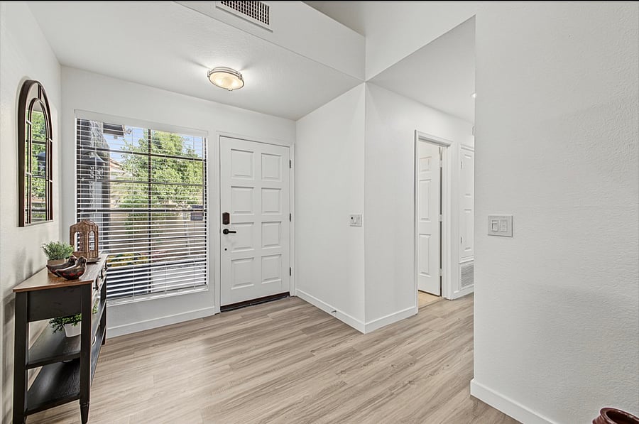 Furnished Finder property 1056807_1 photo 6