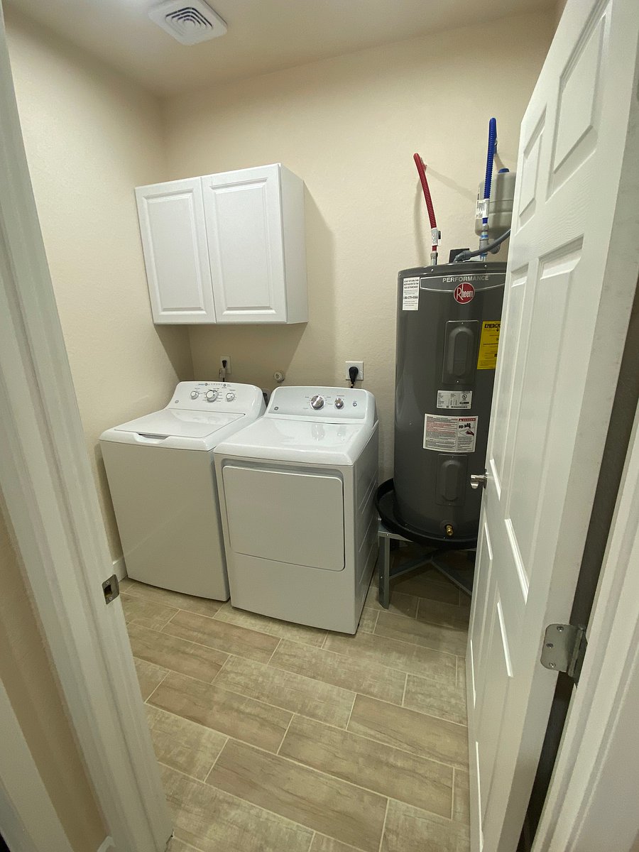 Furnished Finder property 1056809_1 photo 14