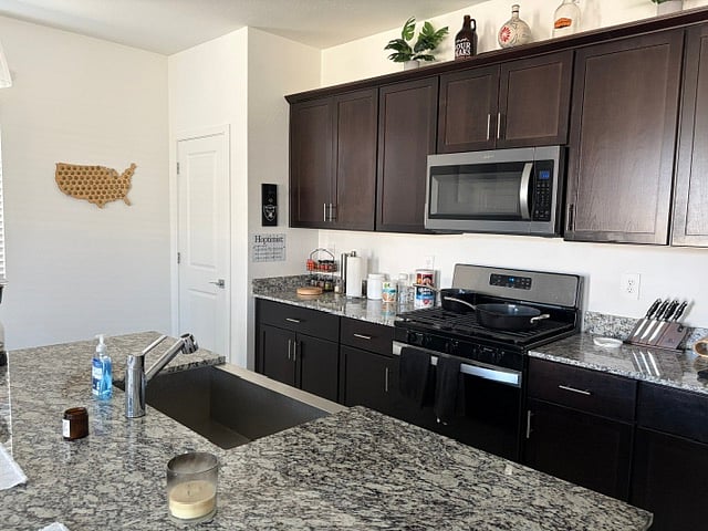 Furnished Finder property 1056837_1 photo 10