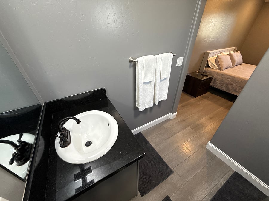 Furnished Finder property 1056846_1 photo 9
