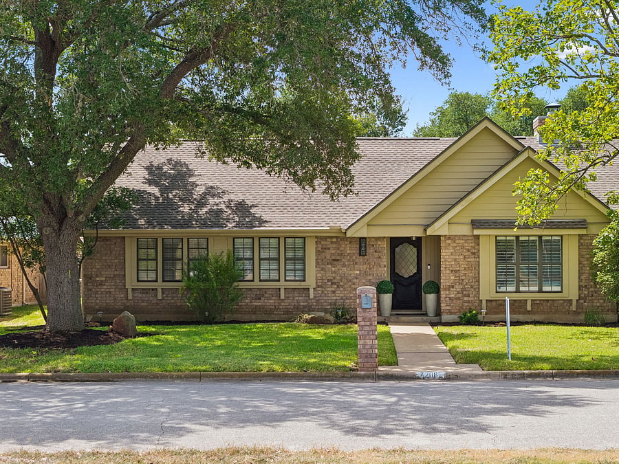 Furnished Finder property 1056867_1 photo 2