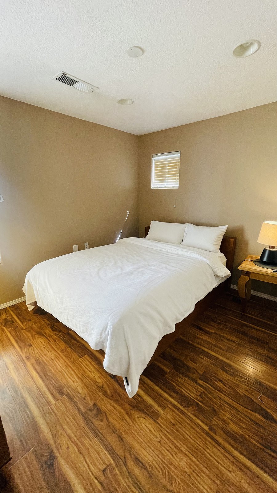 Furnished Finder property 1056908_1 photo 11