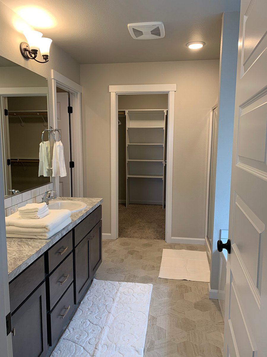 Furnished Finder property 1056918_1 photo 16