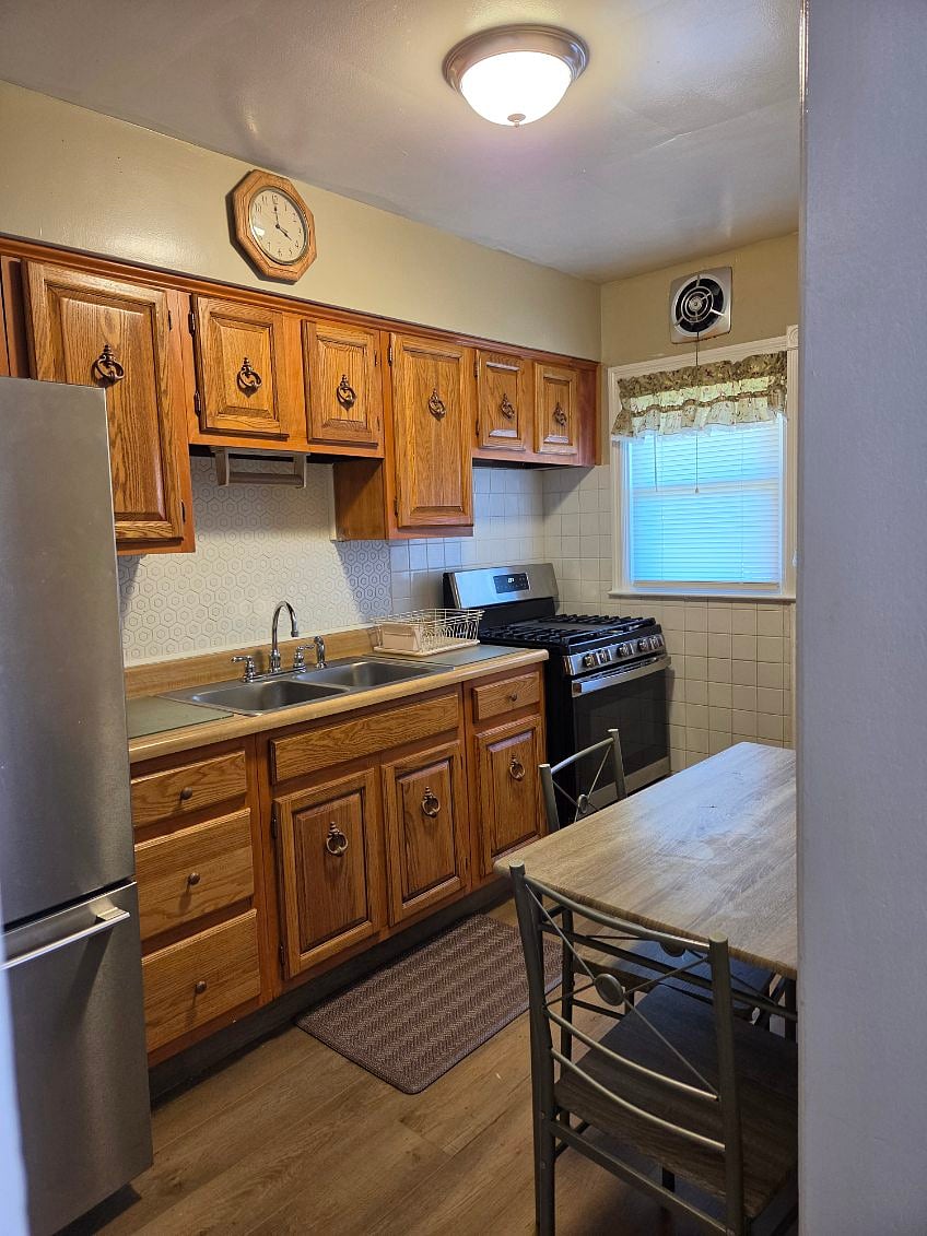 Furnished Finder property 1056923_1 photo 3
