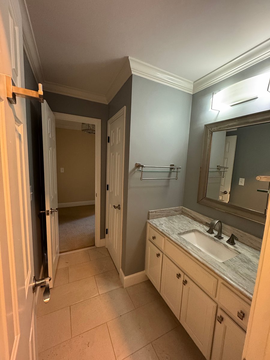 Furnished Finder property 1056950_1 photo 11
