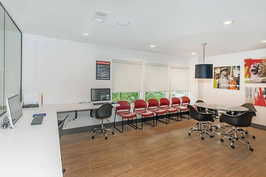 Furnished Finder property 1056978_1 photo 7