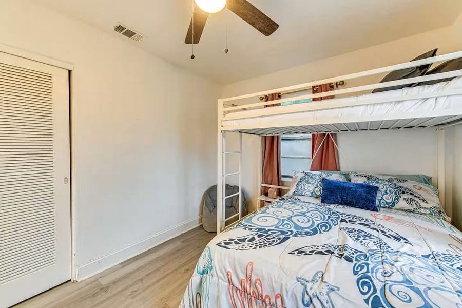 Furnished Finder property 1056988_1 photo 25