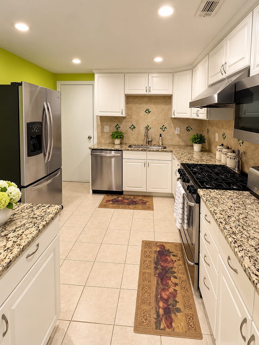 Furnished Finder property 1057002_1 photo 4