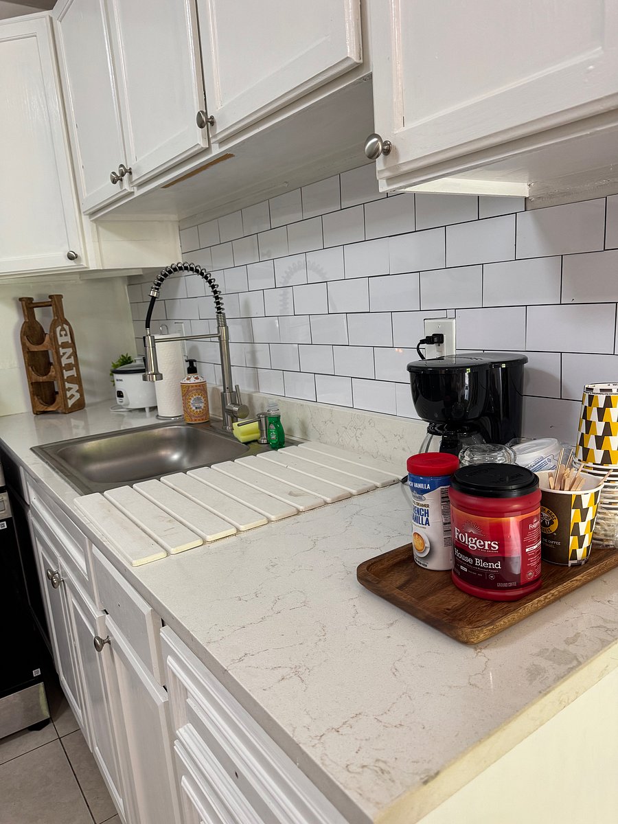 Furnished Finder property 1057007_1 photo 11