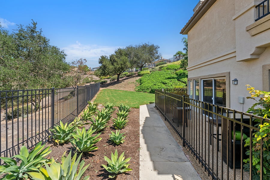 Furnished Finder property 1057013_1 photo 17