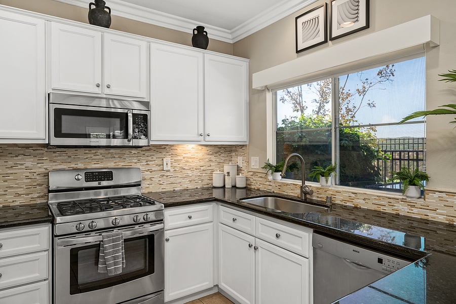 Furnished Finder property 1057013_1 photo 26