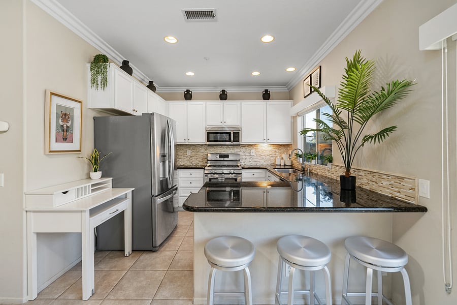 Furnished Finder property 1057013_1 photo 25