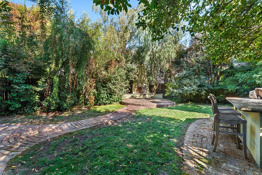Furnished Finder property 1057015_1 photo 36