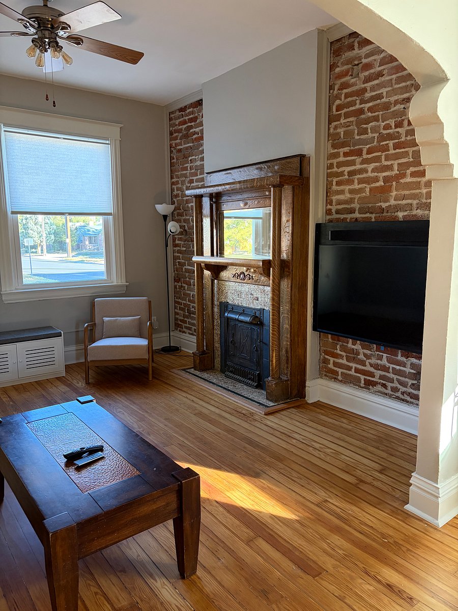 Furnished Finder property 1057043_1 photo 2