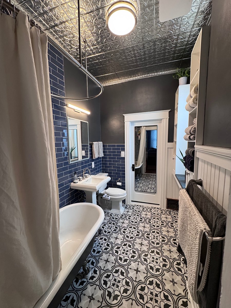 Furnished Finder property 1057043_1 photo 11