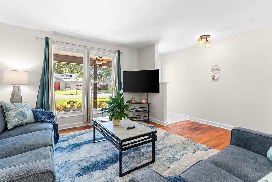 Furnished Finder property 1057098_1 photo 2