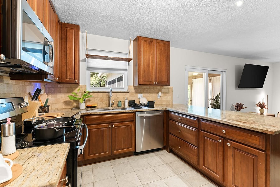 Furnished Finder property 1057098_1 photo 9