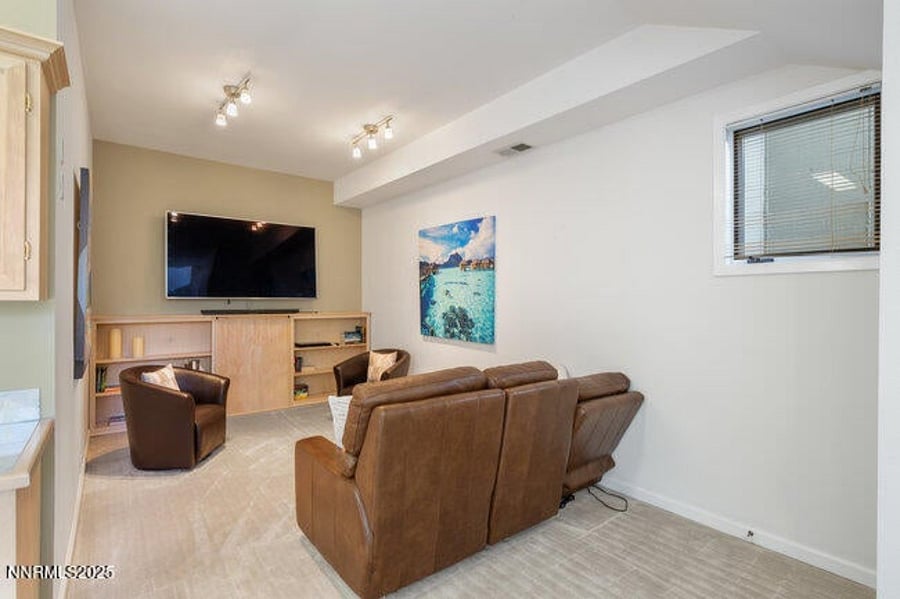 Furnished Finder property 1057129_1 photo 32
