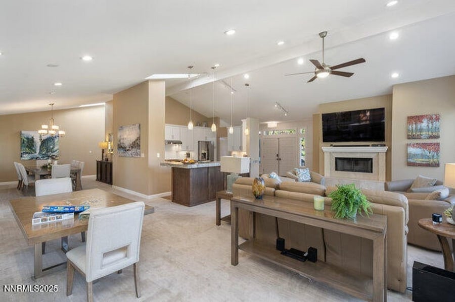 Furnished Finder property 1057129_1 photo 10