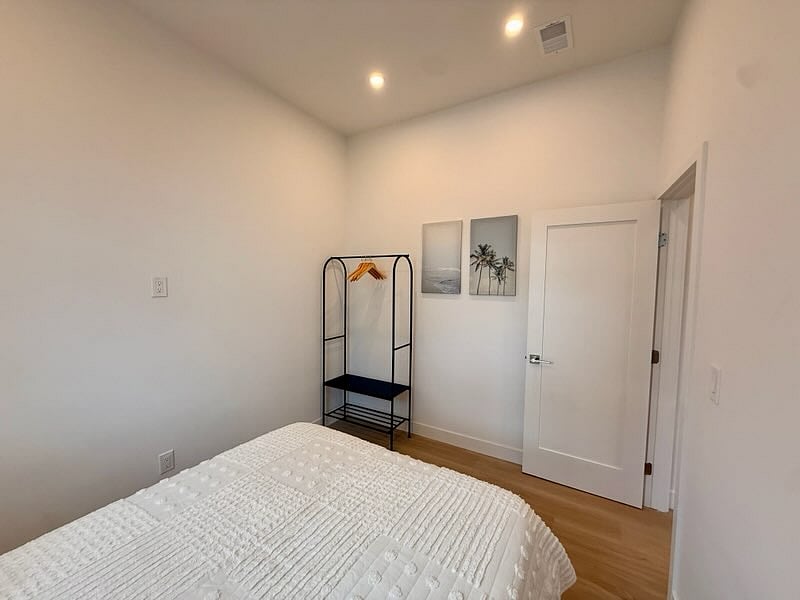 Furnished Finder property 1057136_1 photo 5