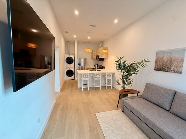 Furnished Finder property 1057136_1 photo 8