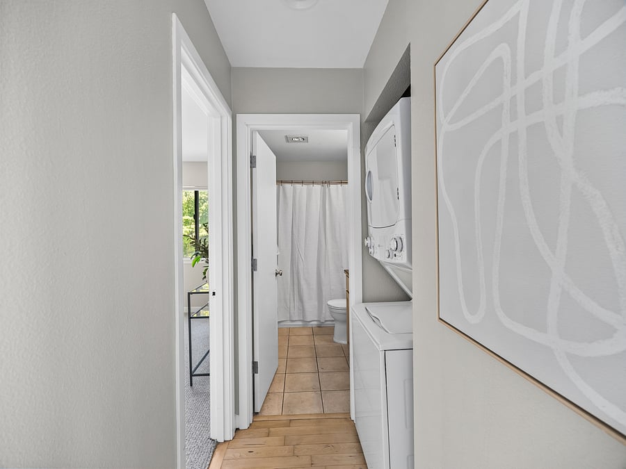 Furnished Finder property 1057140_1 photo 8