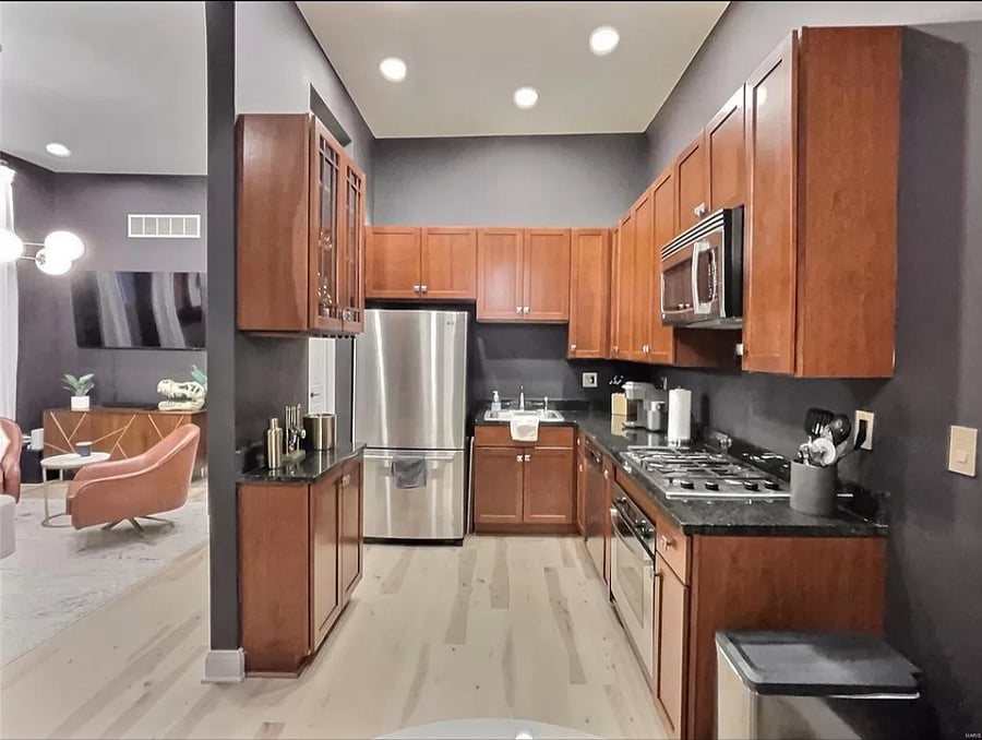Furnished Finder property 1057157_1 photo 4