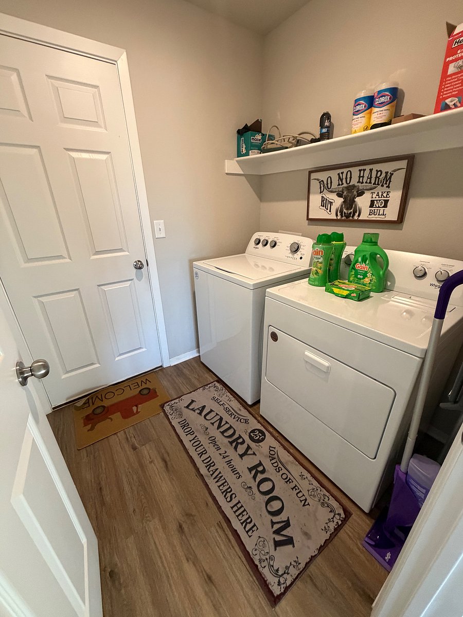 Furnished Finder property 1057159_1 photo 12