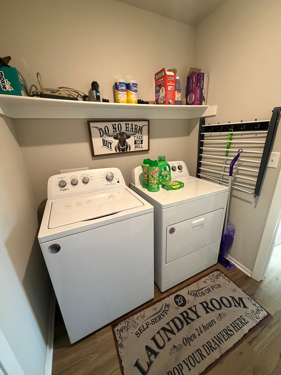 Furnished Finder property 1057159_1 photo 11