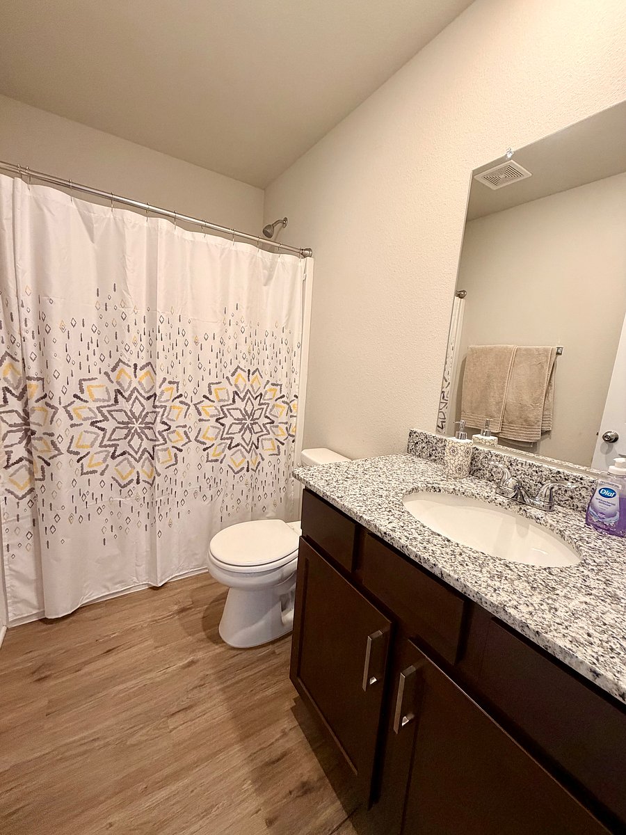 Furnished Finder property 1057159_1 photo 15