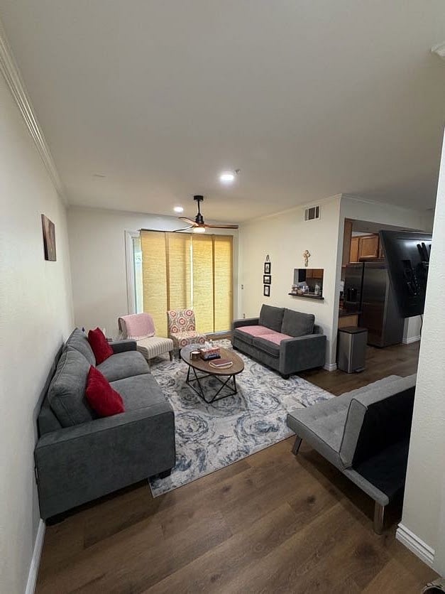 Furnished Finder property 1057172_1 photo 2