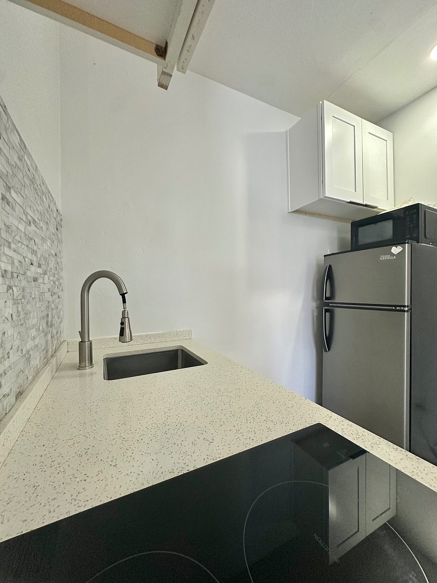 Furnished Finder property 1057175_1 photo 9