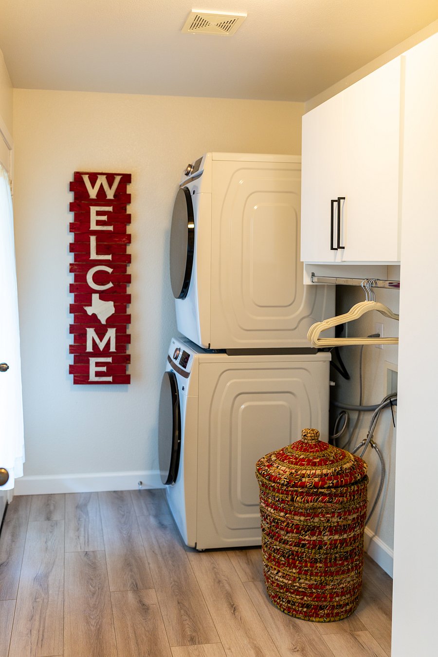 Furnished Finder property 1057199_1 photo 10