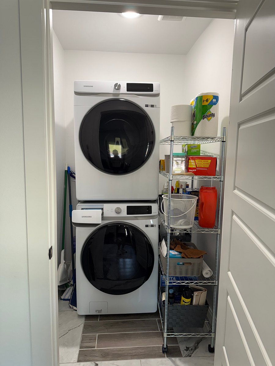 Furnished Finder property 1057224_1 photo 15