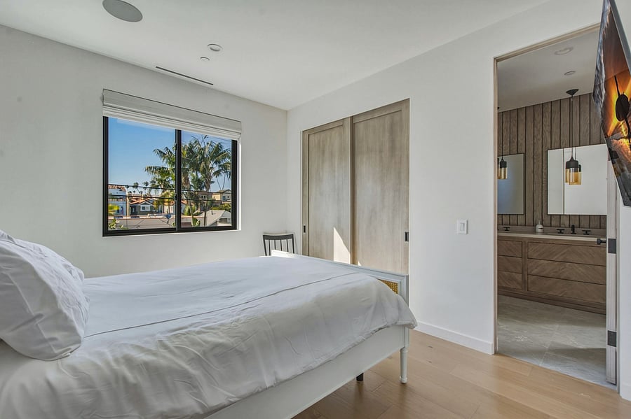 Furnished Finder property 1057239_1 photo 30
