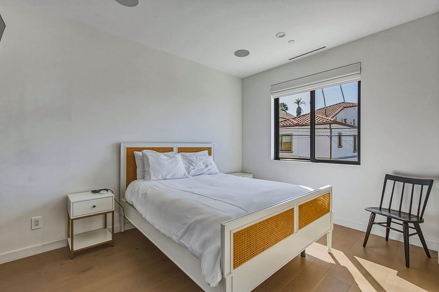 Furnished Finder property 1057239_1 photo 29