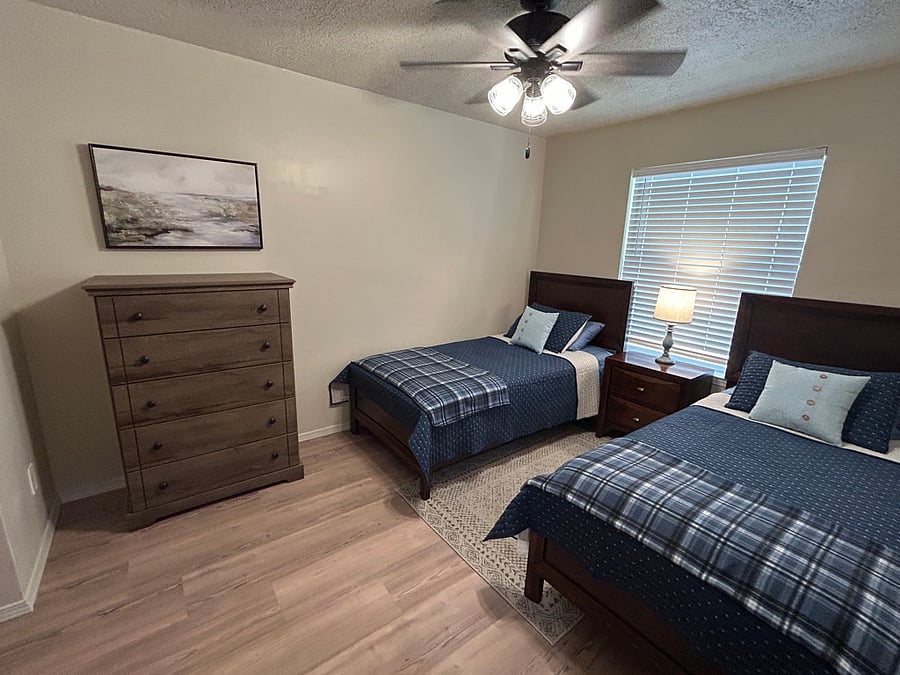 Twin beds for two