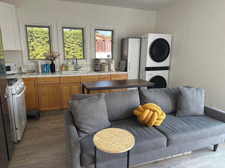 Furnished Finder property 1057252_1 photo 7
