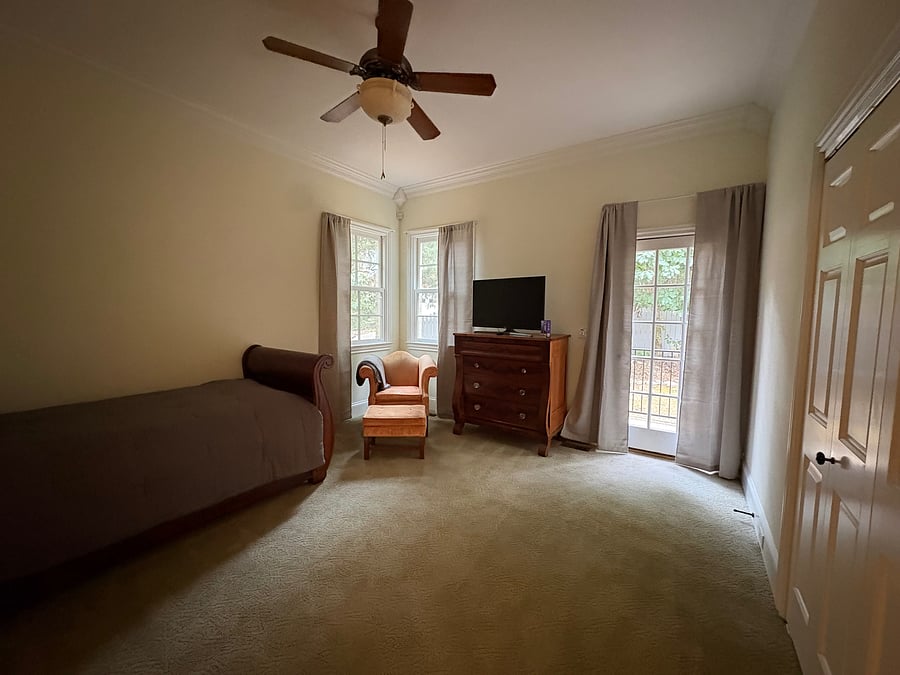 Furnished Finder property 1057275_1 photo 3